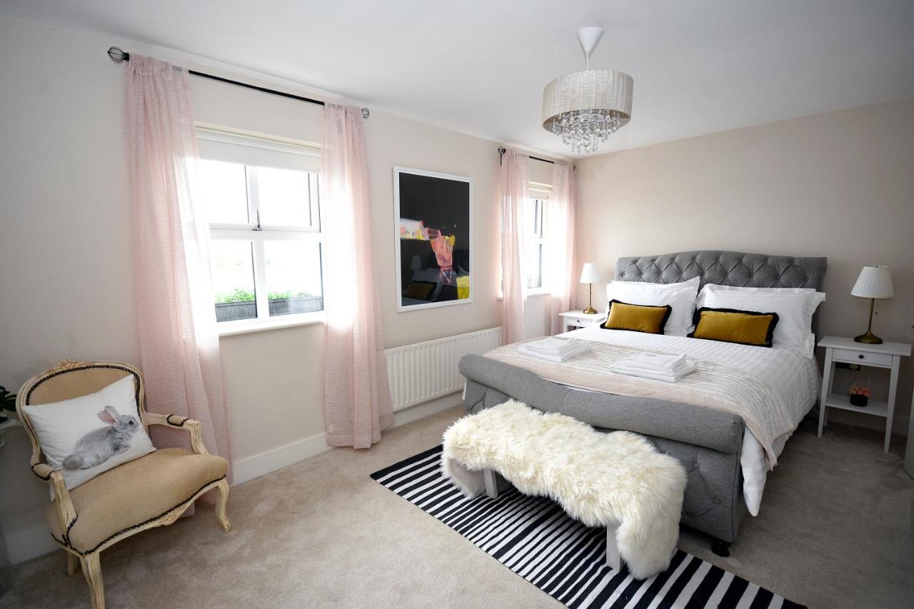 Bed and breakfast The Pink Door Westport Extérieur photo